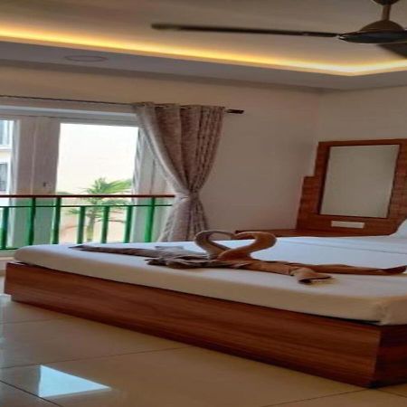 Eerus Den - A Luxurious 2 Bedroom Apartment By Leela Homes Arpora Exterior photo